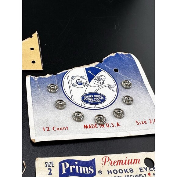 Vintage Sewing Supplies Snap Fasteners Latches Hooks Eyes Loops Prims Clinton - Picture 5 of 8